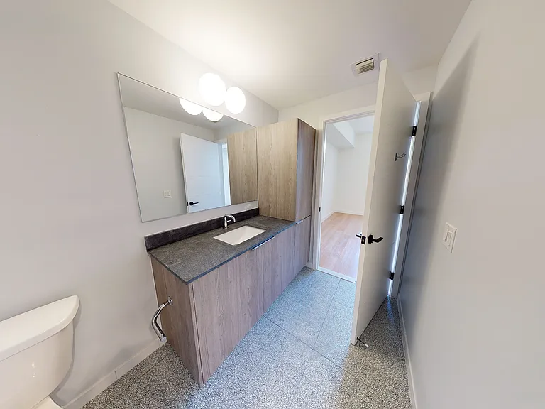 11601 NE 14th Ave #A — Photo 10