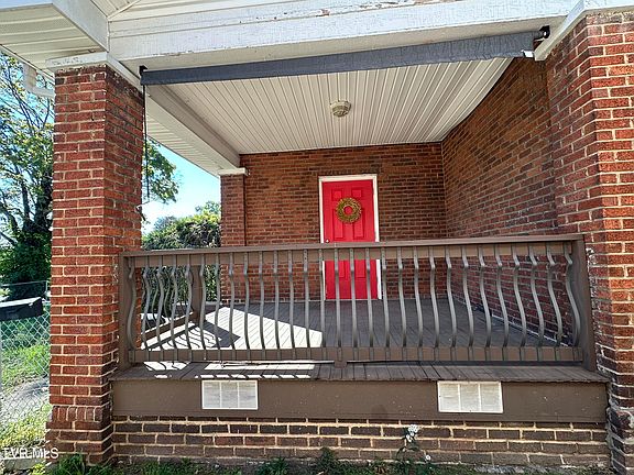 3rd image of 342 Highland Ave