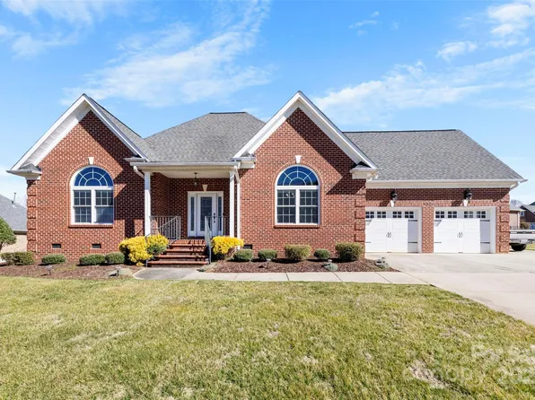 9016 Heather Trce, Gastonia, NC 28056