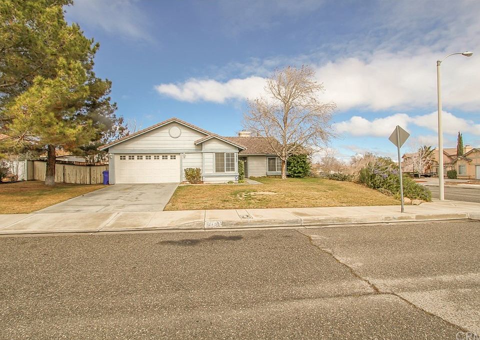 1st image of 12750 Cardinal Ct