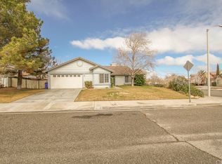 12750 Cardinal Ct, Victorville, CA 92392