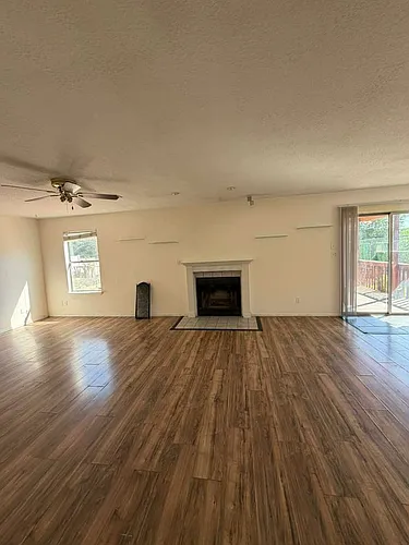 12708 Cloudview Ave NE #5 Photo 1