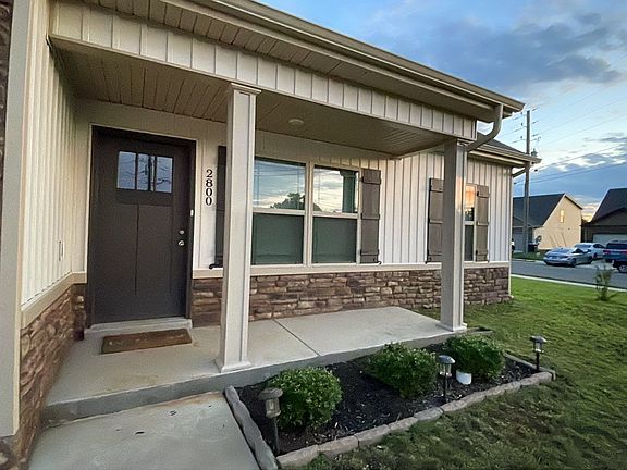 2nd image of 2800 Valley Farms Dr