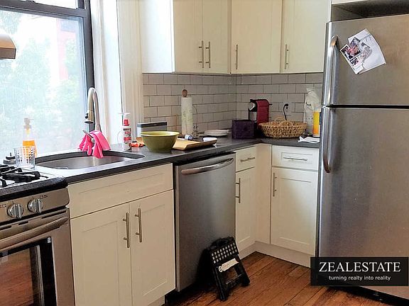 2nd image of 304 5th Ave APT 3L