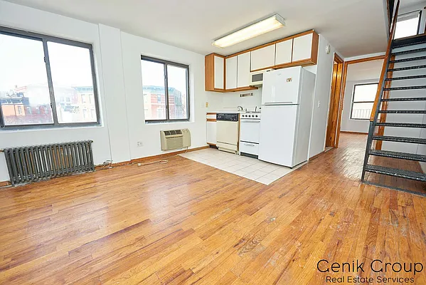 Rented by Genik Group Corp | media 18