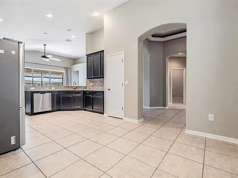 7207 Nightshade Dr — Photo 11