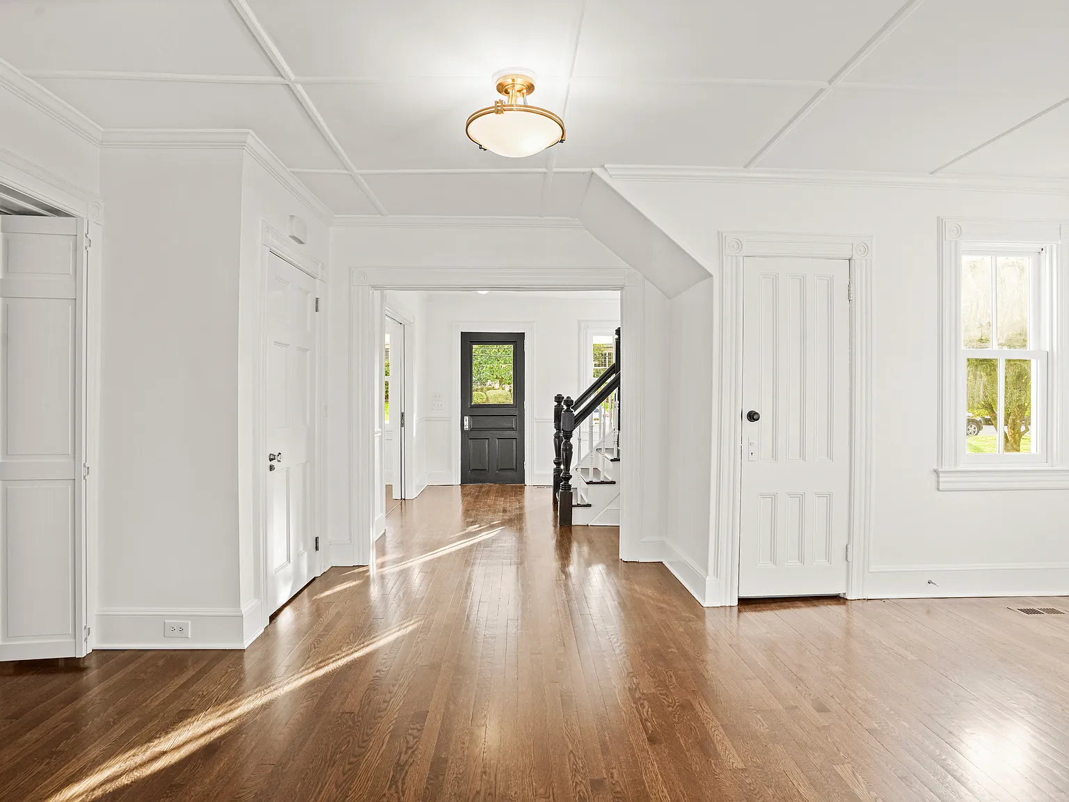 4 bed, 4480 sqft, $16,500 — Photo 4