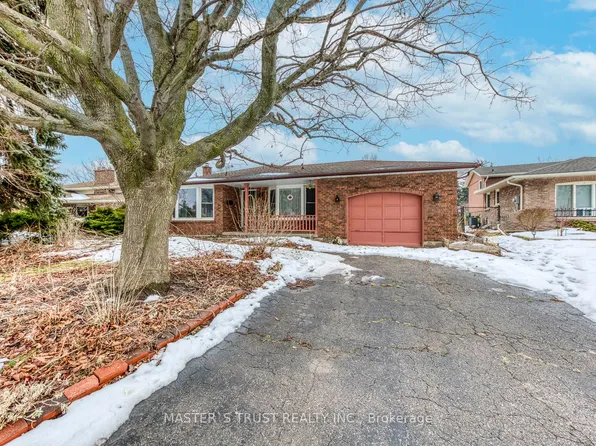 9 Bayshore Cres, Saint Catharines, ON L2N 5Y3