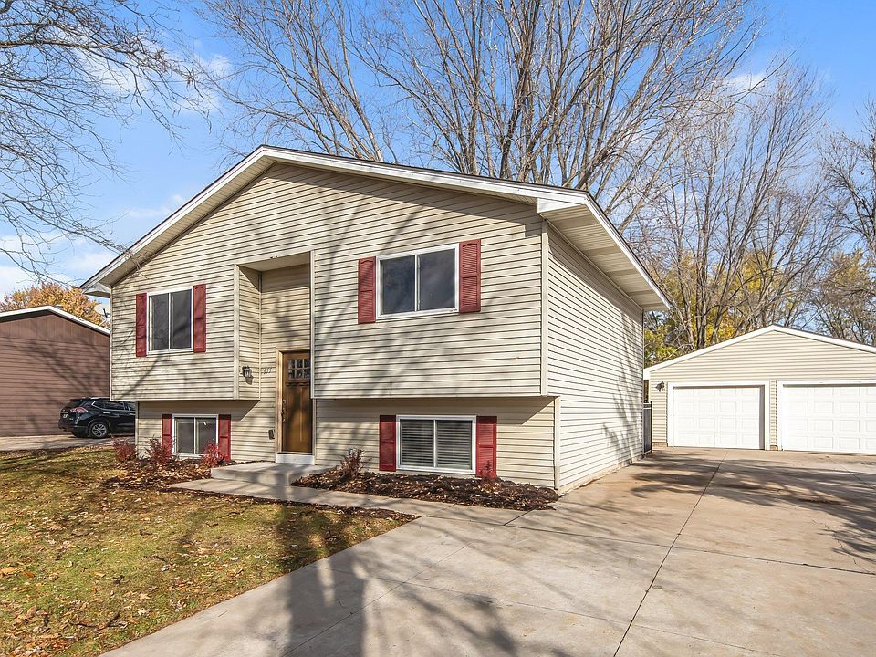 1st image of 655 Schilling Cir NW