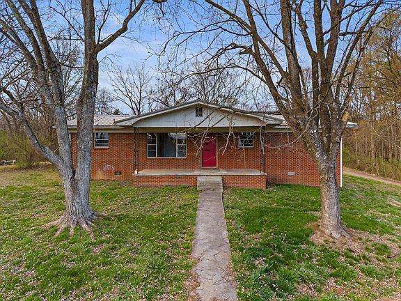 2nd image of 4996 Saint Paul Rd