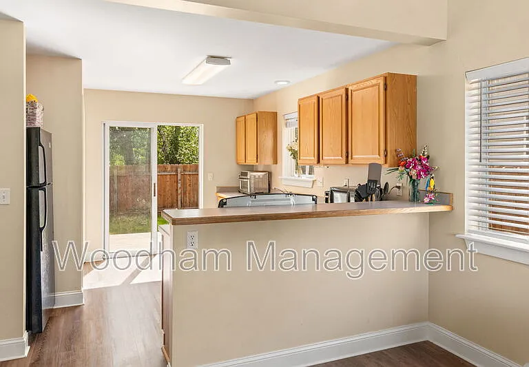 306 Golden Valley Dr — Photo 10