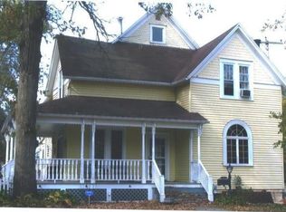 524 N 3rd St, Marshalltown, IA 50158