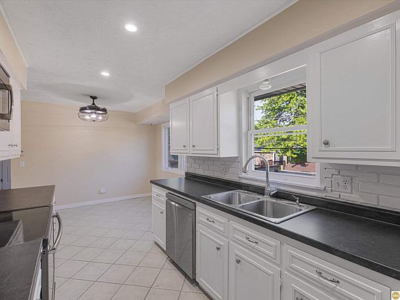 2nd image of 8308 S 49th Ave