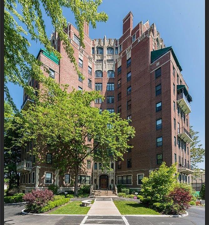1st image of 800 W Ferry St APT 4D