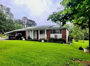 1010 Wood St, York, AL 36925