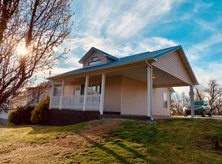 1001 Spring Dr, Knoxville, TN 37920