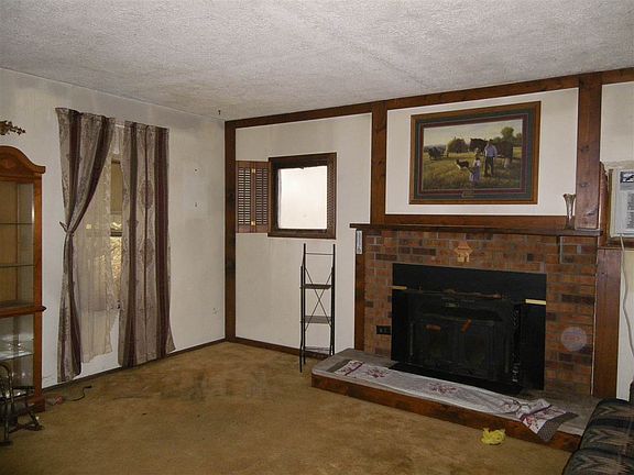 4th image of 730 Township Road 286