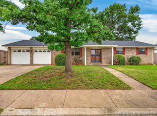 6437 Baylor Dr, Bartlesville, OK 74006