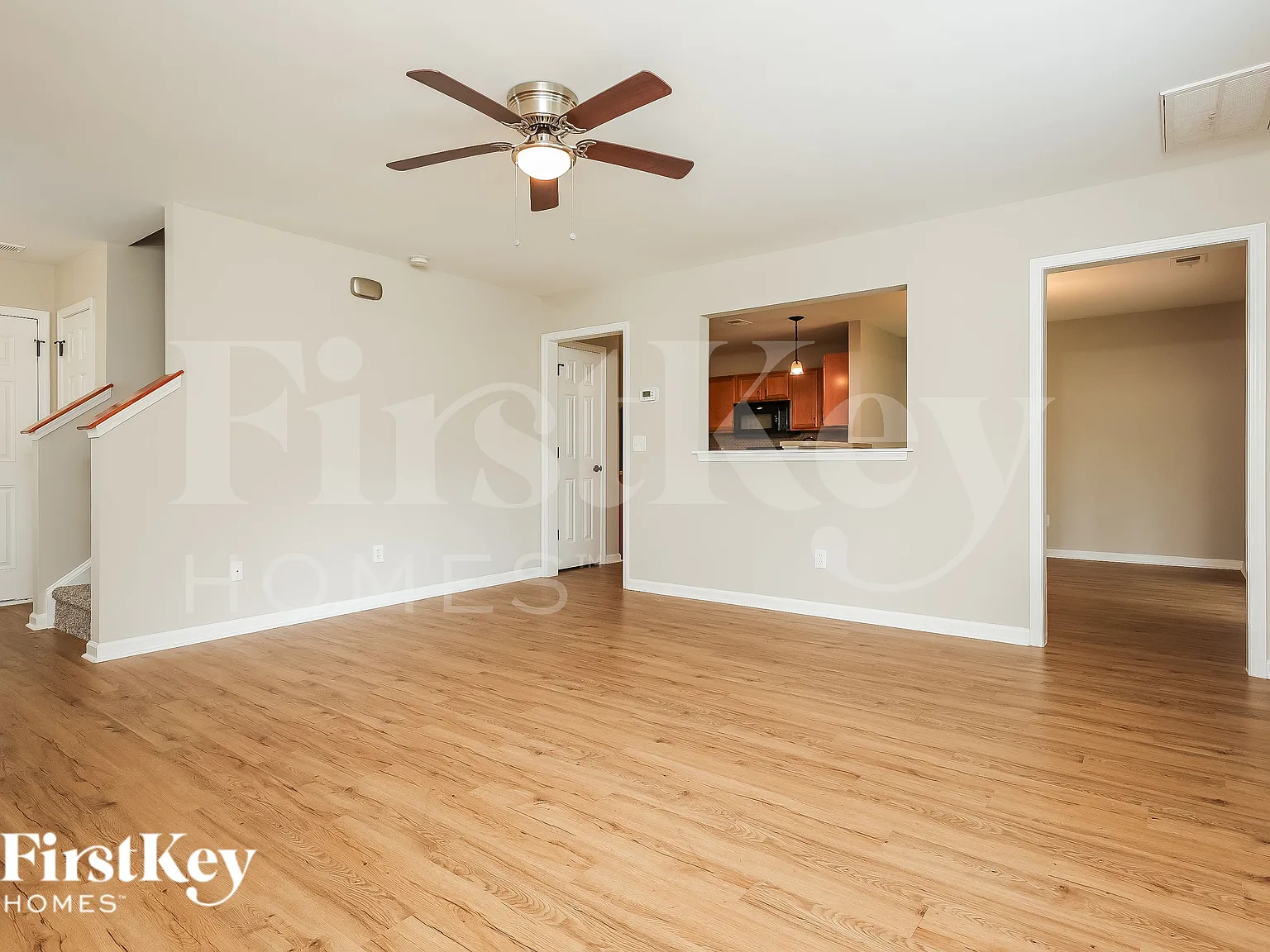 3 bed, 2.5 bath, 1760 sqft, $2,510 — Photo 4