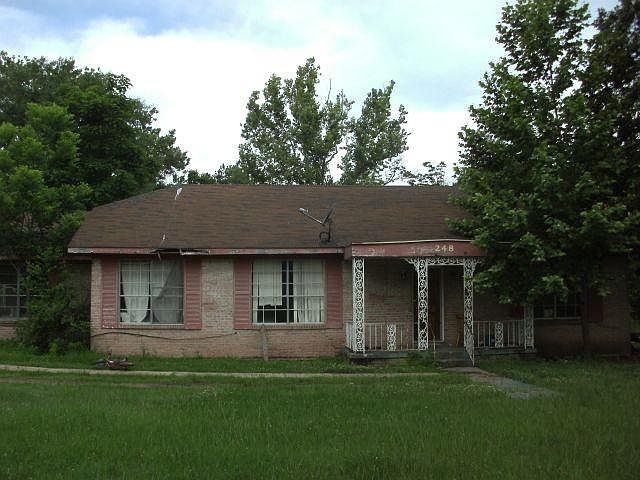 1st image of 248 Lake Dr