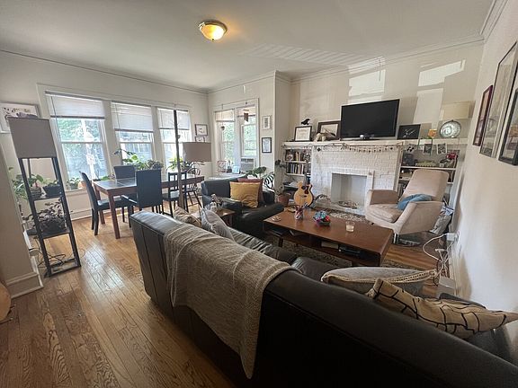 2nd image of 1724 W Carmen Ave #1W