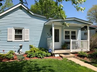 304 1st St, Mendota, IL 61342