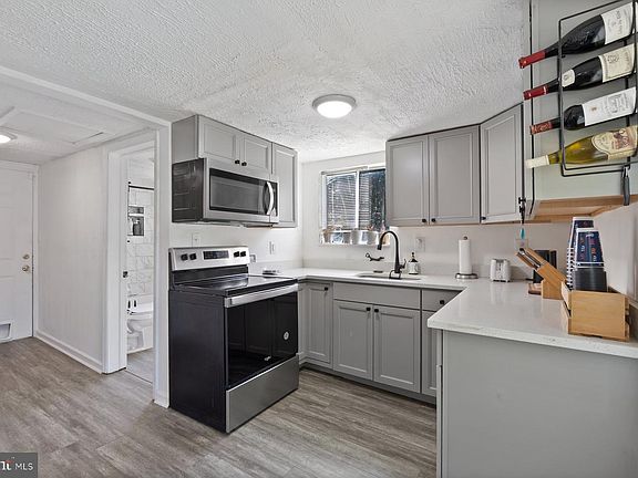 3rd image of 7835 Bensville Rd