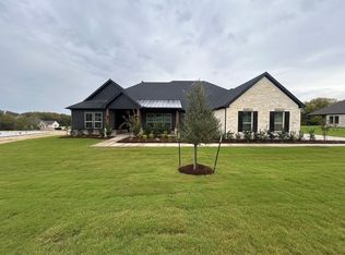 1107 Perrin Ln, Van Alstyne, TX 75495