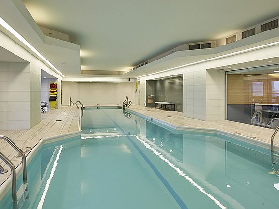4th image of 150-156 W 56th St APT 6103