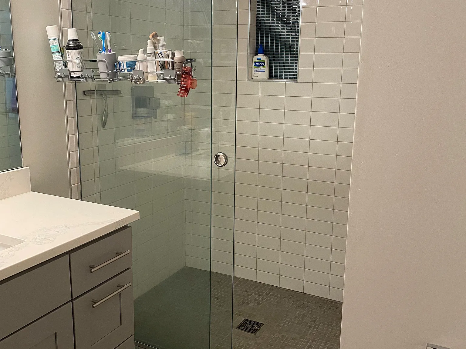 2 bed, 1200 sqft, $2,500 — Photo 4