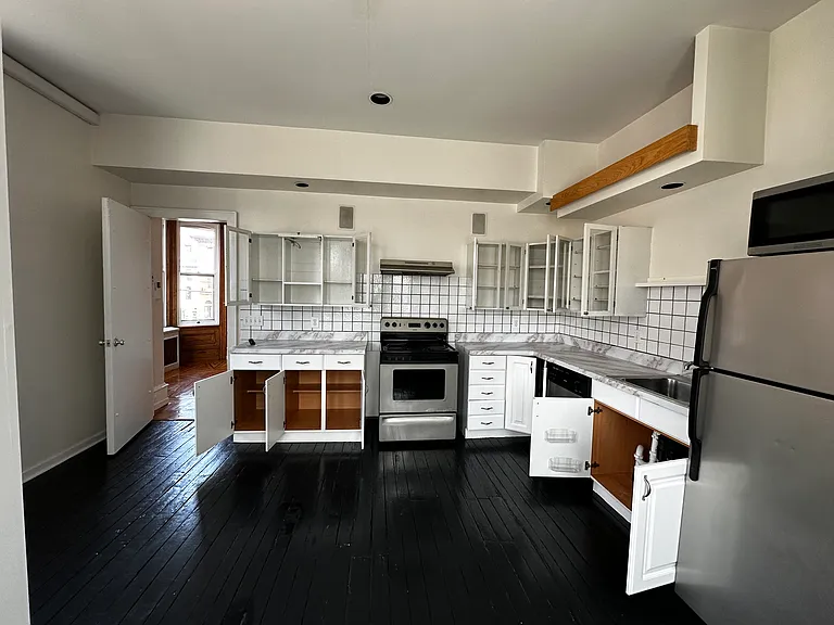 1938 W Girard Ave #3 — Photo 15