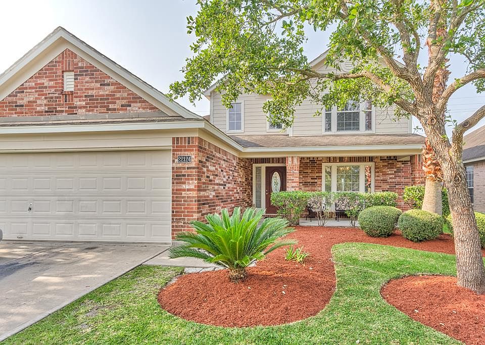 1st image of 22124 Knights Cove Dr