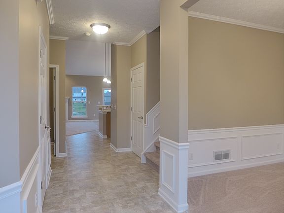 2nd image of 8327 Chesapeake Dr