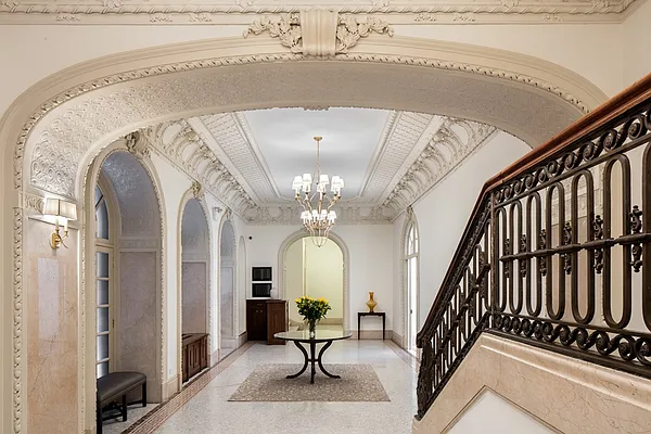 Sold by Corcoran | media 31