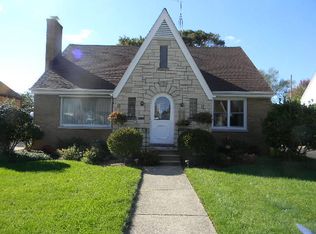 7520 24th Ave, Kenosha, WI 53143
