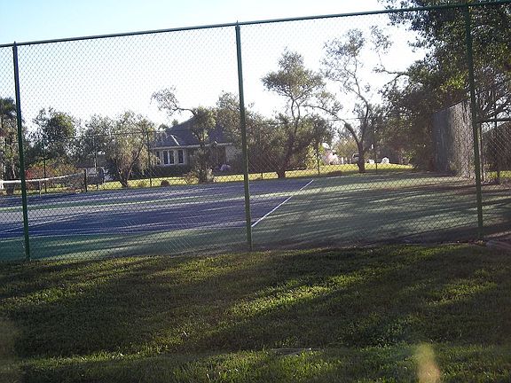 2 Tennis/Pickle Ball Courts