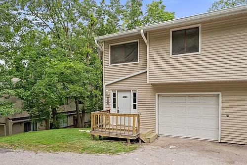 3207 Schuetzen Ln Photo 1