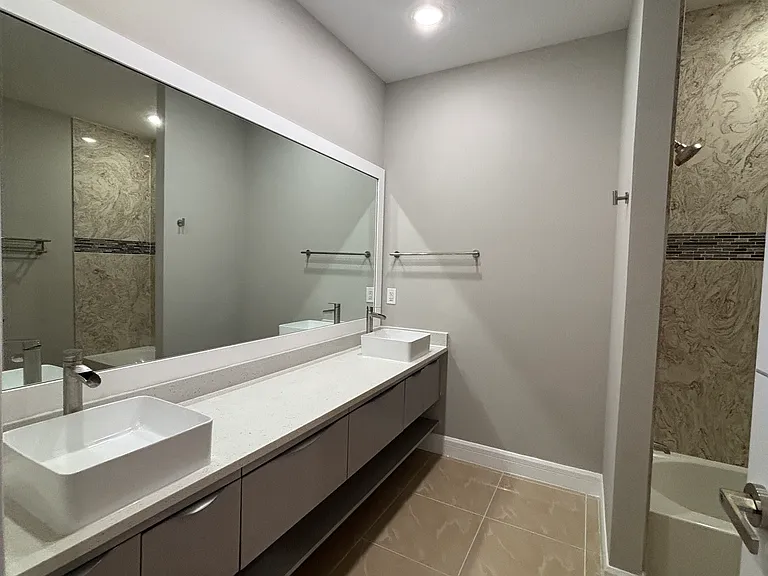 2021 Greenbriar Ter — Photo 17