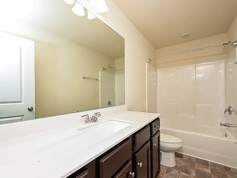 437 Culloden Moor Dr — Photo 16