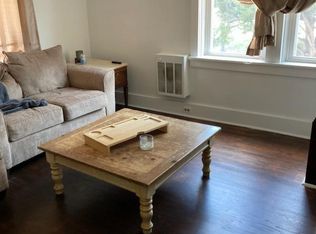 24 Duke St, Hershey, PA 17033
