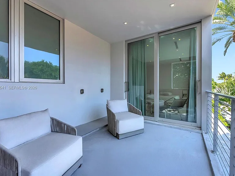 7830 Atlantic Way — Photo 26