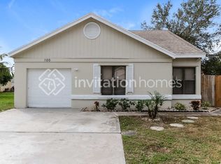 100 Azalea Cir, Boynton Beach, FL 33436