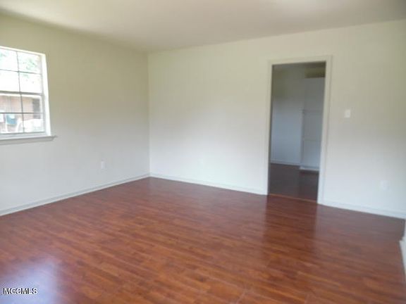 5th image of 417 N Wilson Blvd