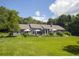 60 Woodland Ln, Woodbury, CT 06798
