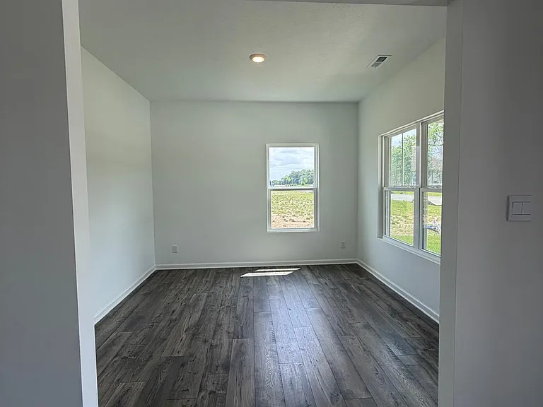 1540 Chappel St — Photo 9