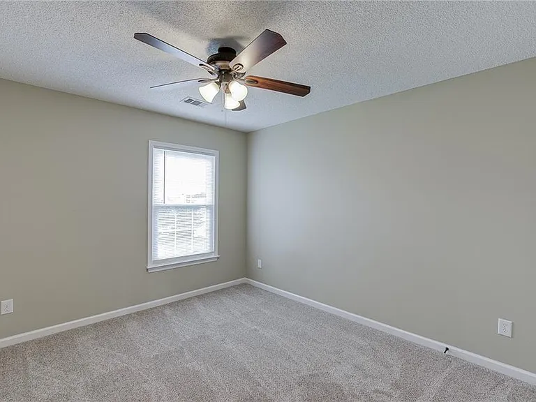 305 Leatherman Ct — Photo 30