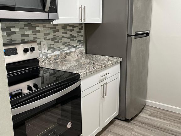3rd image of 4325 Aegean Dr APT 156B