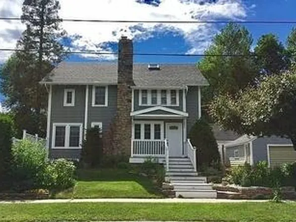 1 Addoms St, Plattsburgh, NY 12901