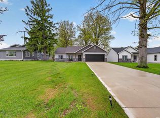 5686 Rothman Rd, Fort Wayne, IN 46835