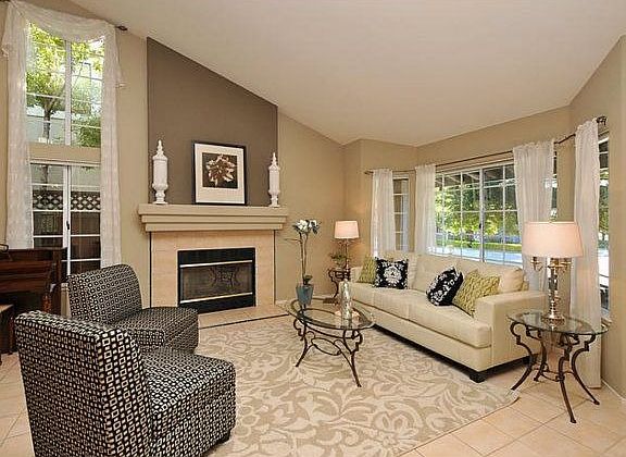 3rd image of 108 Dundee Ln